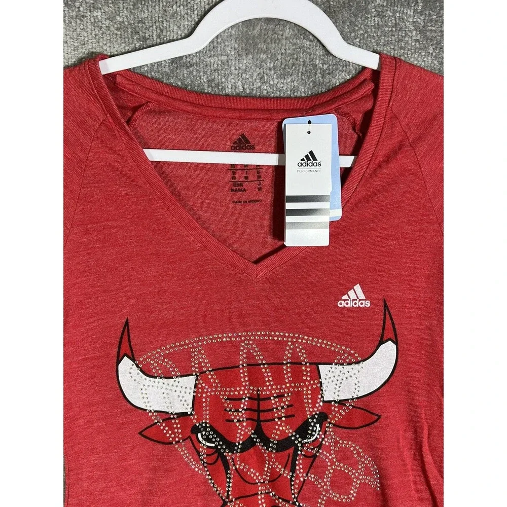 Adidas Chicago Bulls Rhinestone Bling Triblend V-Neck T-Shirt Womens Medium NWT‎